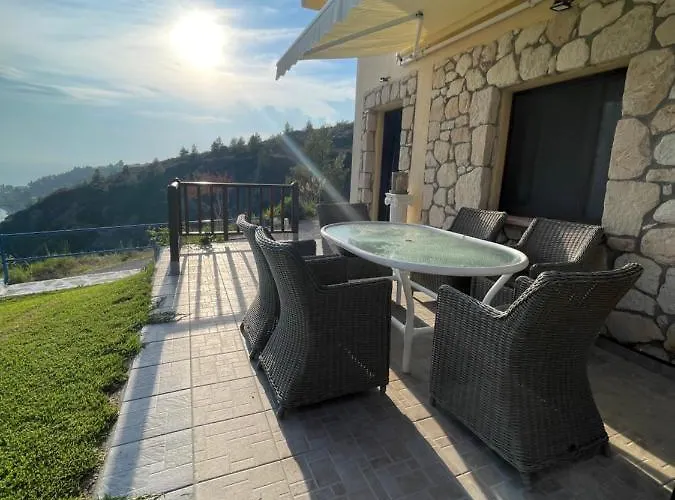 Sunrise Villa *