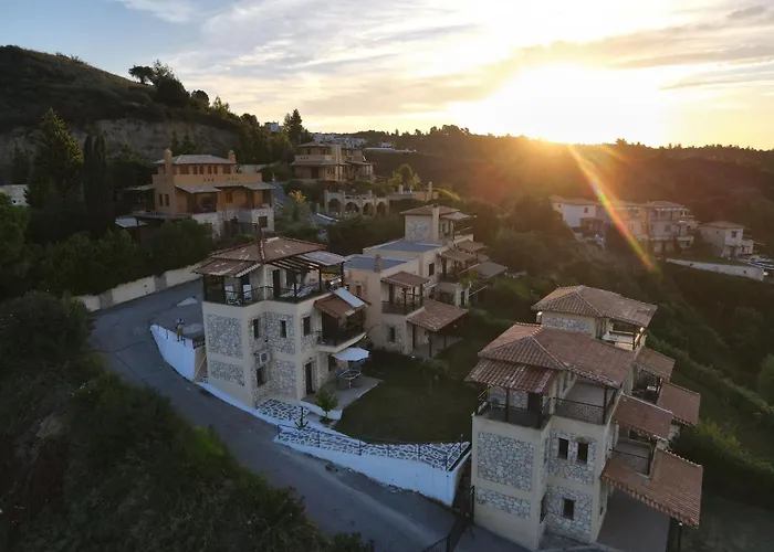 Sunrise Villa *