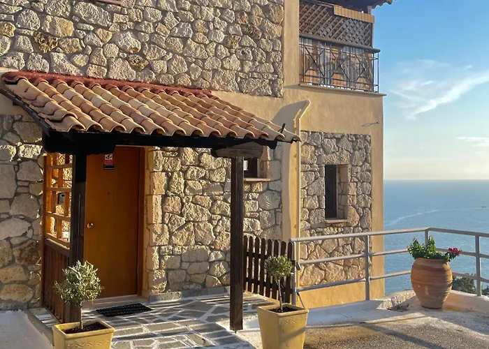 Sunrise Villa *